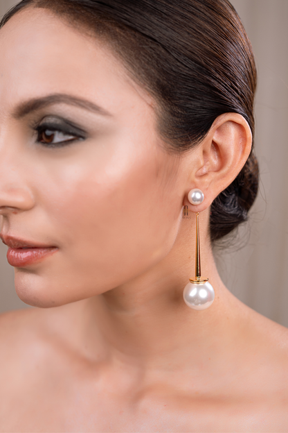 Julee Pearl Dangler Earrings - Anana