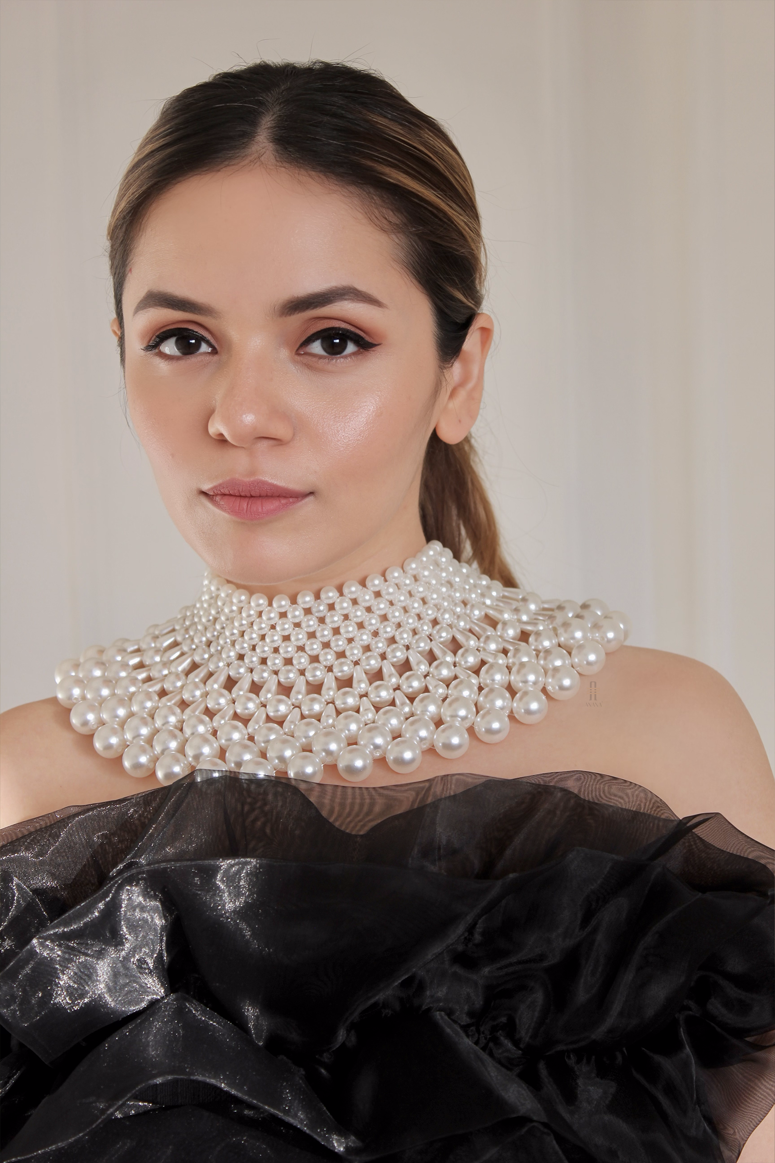 Blair Pearl Collar Necklace - Anana