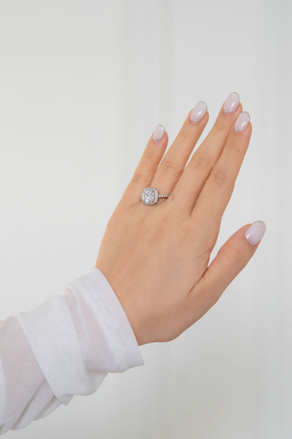 Tiffany Ring - Anana